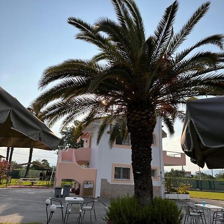 7Syn7 Aparthotel Oreoi Exterior photo