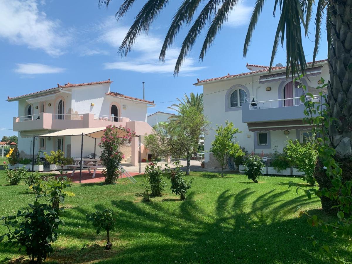 7Syn7 Aparthotel Oreoi Exterior photo