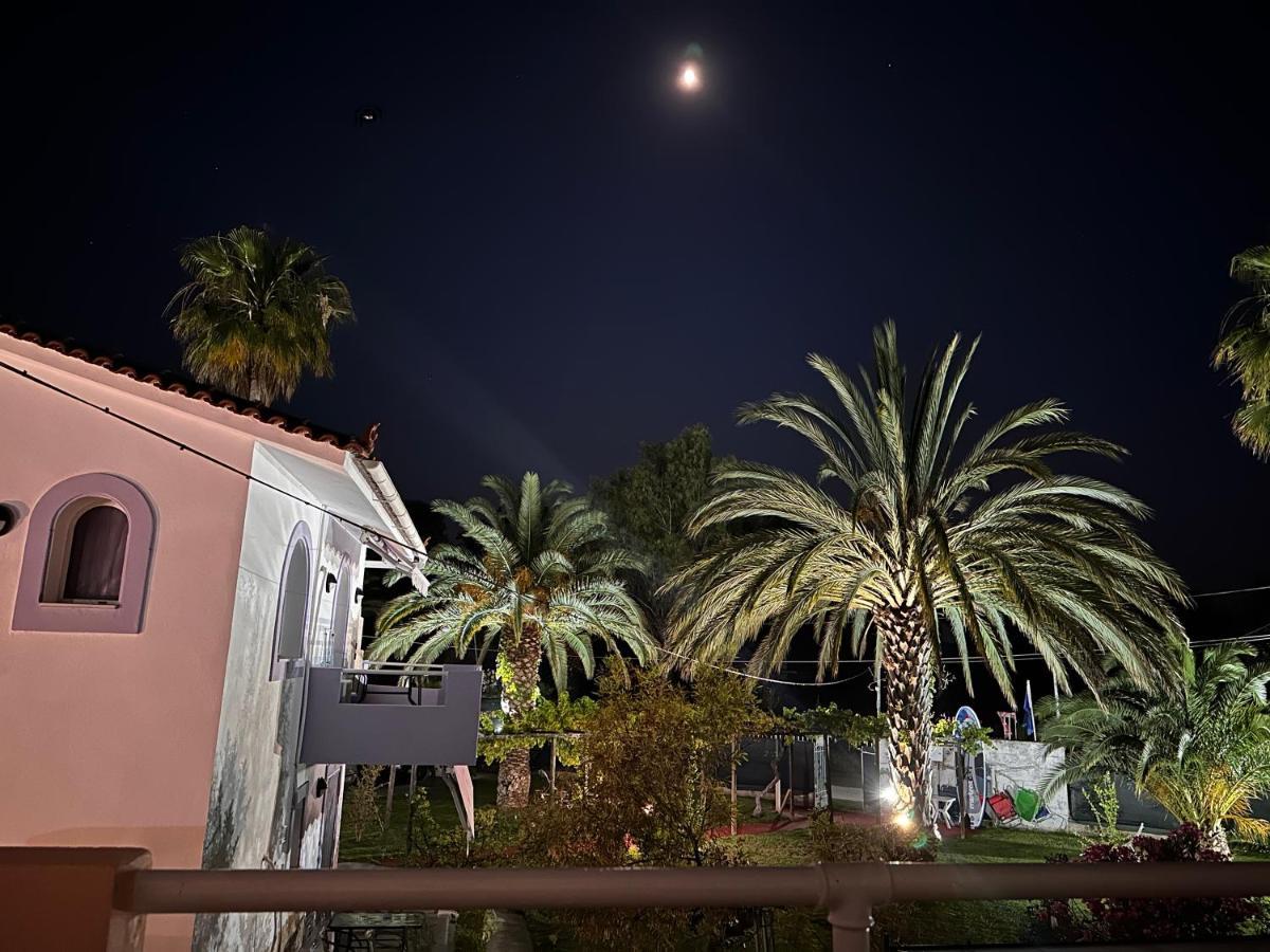 7Syn7 Aparthotel Oreoi Exterior photo