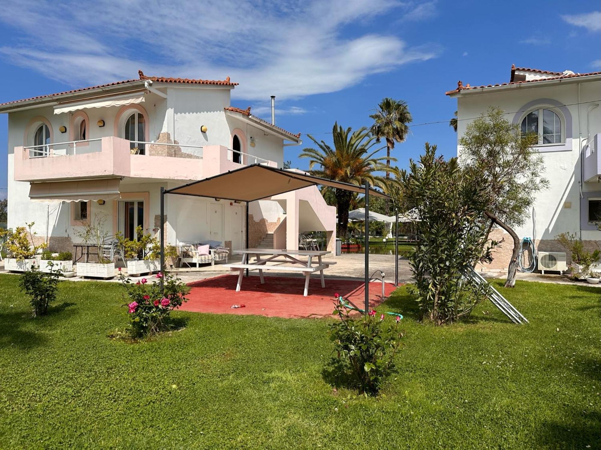 7Syn7 Aparthotel Oreoi Exterior photo