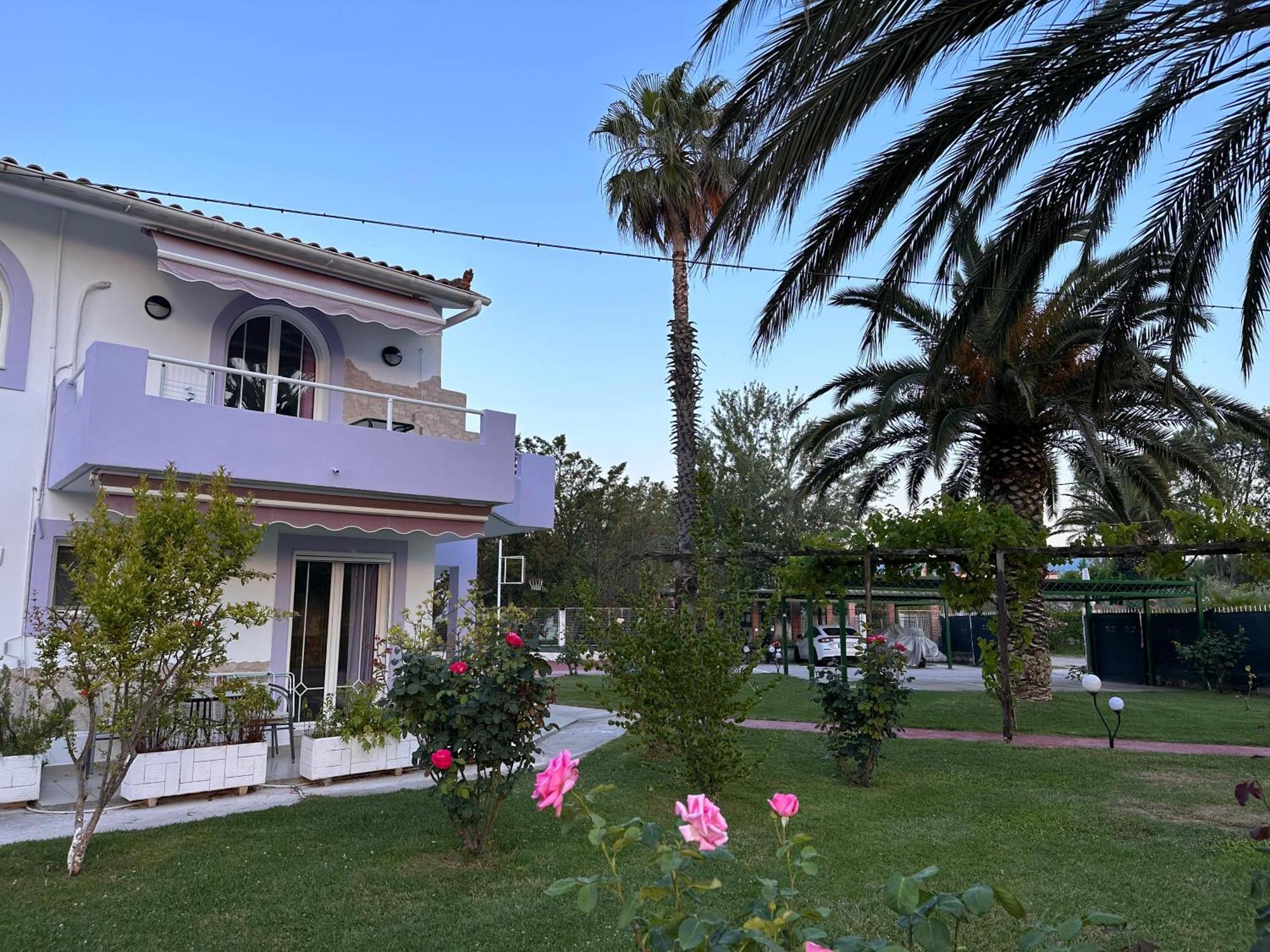 7Syn7 Aparthotel Oreoi Exterior photo